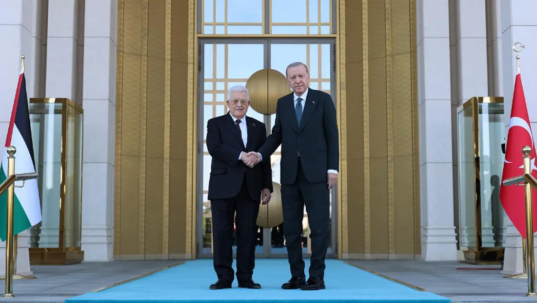 Cumhurbaşkanı Erdoğan’dan Abbas’a Resmi Karşılama!