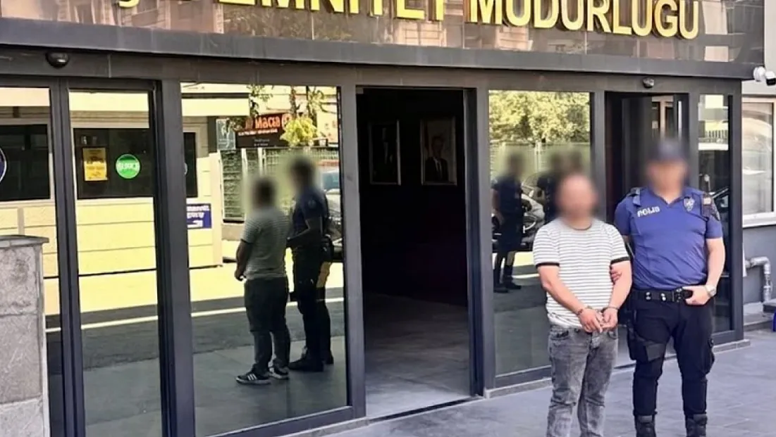 Kocaeli’de Operasyon! Aranan Hükümlüden Uyuşturucu ve Silah Çıktı