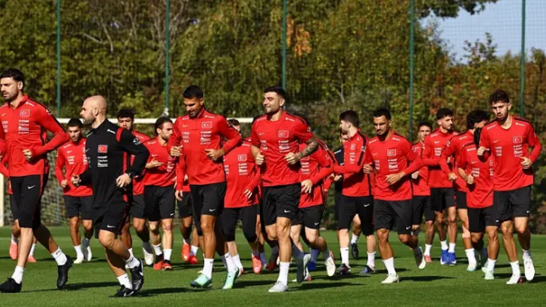 Milliler İtalya Maçına Hazırlandı! Emirhan Topçu Şoku
