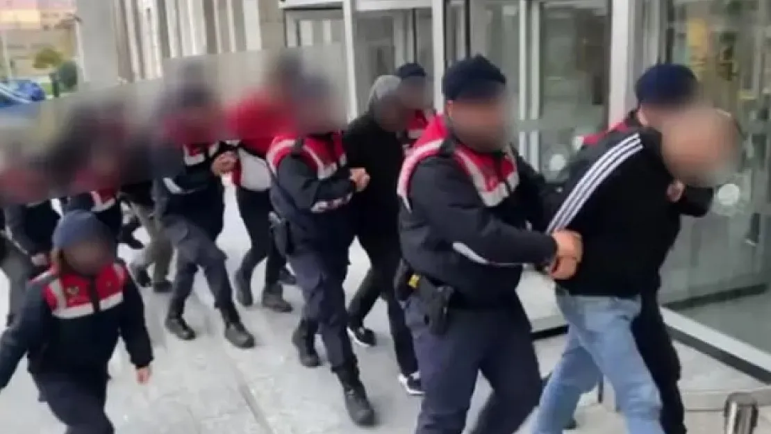 77 ilde &quotSibergöz-37" operasyonu: 156 gözaltı