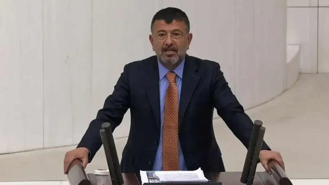 Ağbaba, Typ'nin uzatılmasını istedi