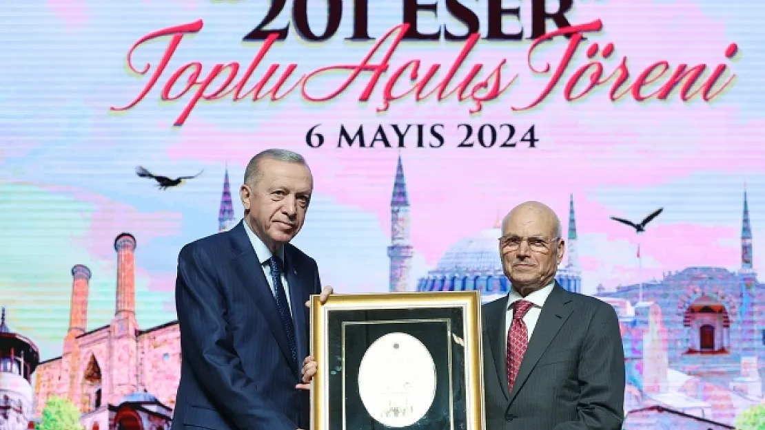 Yeni Cami ve Söğütlü Cami'yi yaptıran iş insanına ödül