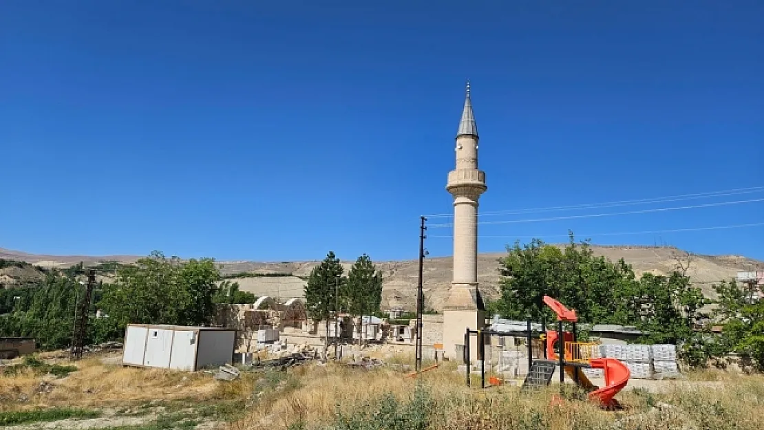 Tarihi Yusufpaşa Camii'nin restorasyonu yarım kaldı