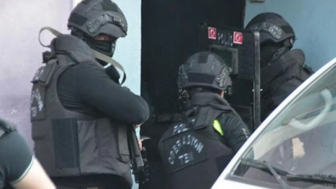 FETÖ'ye Kıskaç operasyonu: 459 şüpheli yakalandı