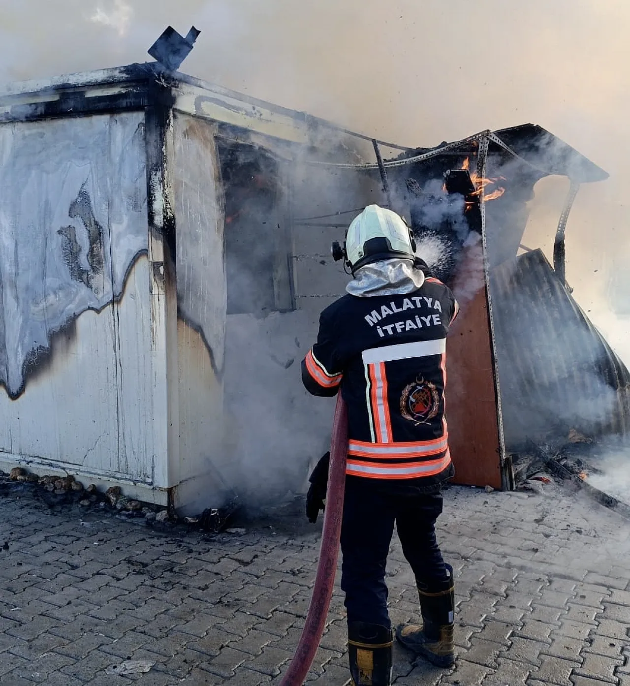 Samanköy Konteyner Kent'te Korku Dolu Anlar!