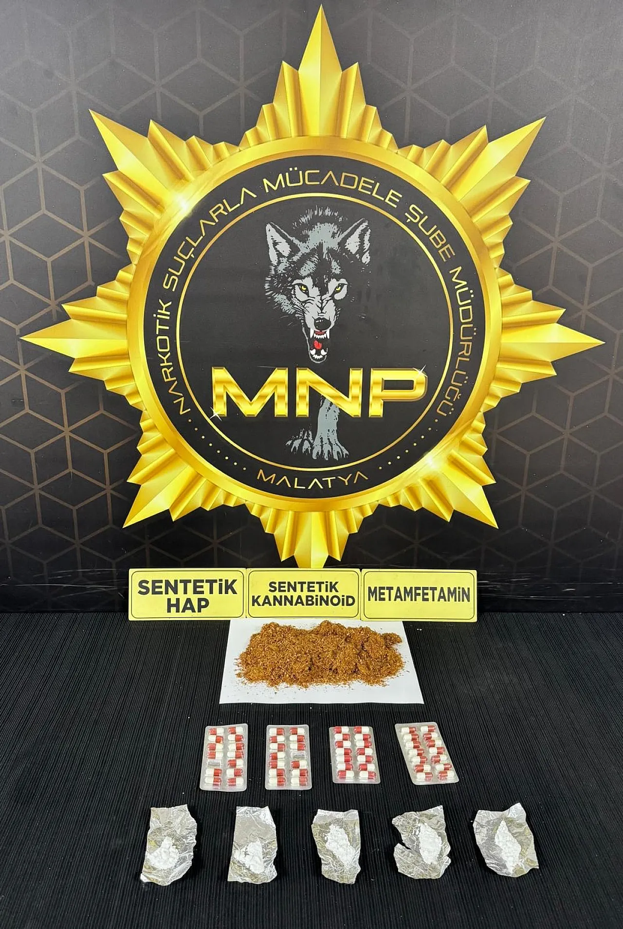 Malatya'da Operasyon! 7 Tutuklama, Çok Sayıda Uyuşturucu Ele Geçirildi