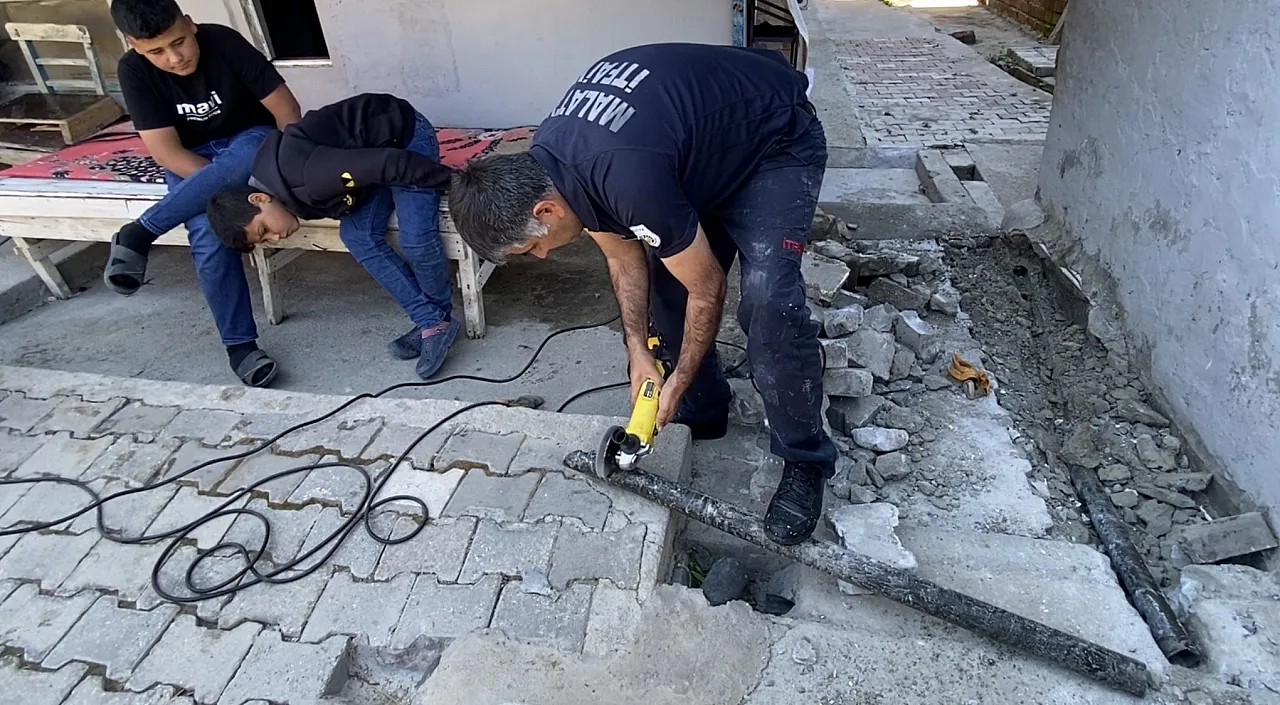 Malatya Yeşilyurt'ta Yürekleri Isıtan Kurtarma Operasyonu!