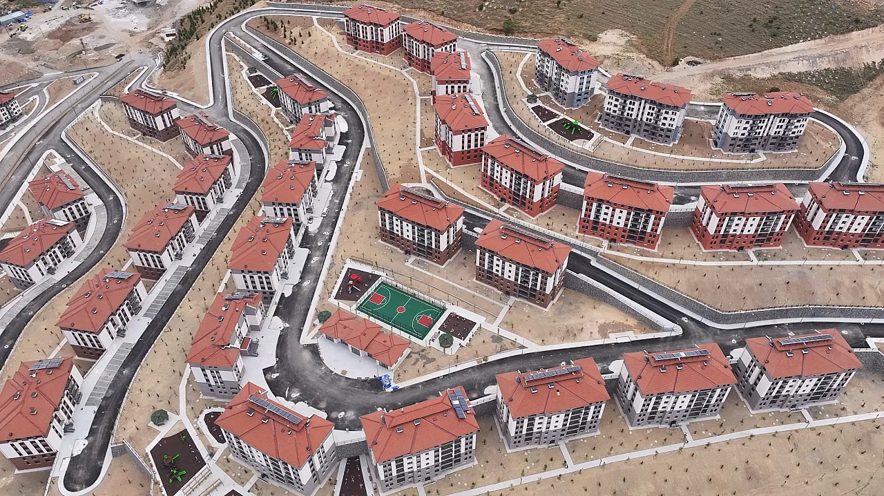 Malatya'da Akoğuz Kışlası Konutları Anahtarlar O Tarihte Teslim Edilecek!