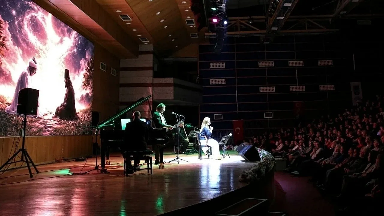 Başkent Ankara Mevlana Felsefesi ve Operanın Eşsiz Buluşmasına Ev Sahipliği Yaptı