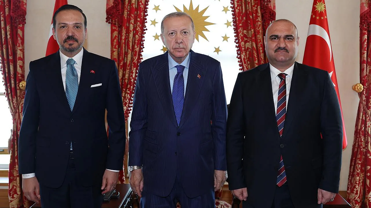 Cumhurbaşkanı Erdoğan'dan Kerkük'ün Türkmen Valisine Güçlü D