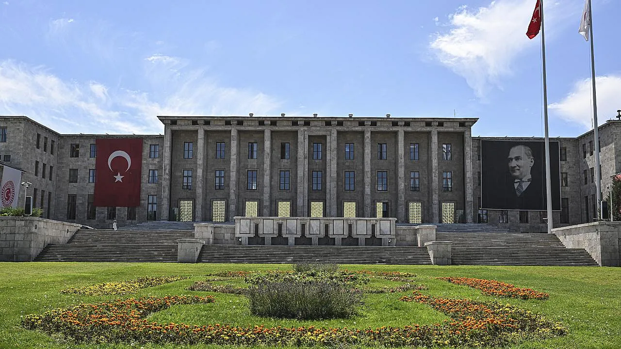 Mecliste Stajyer Öğrenciye Yönelik Taciz İddiasında Soruşturma Genişliyor! 4 Gözaltı