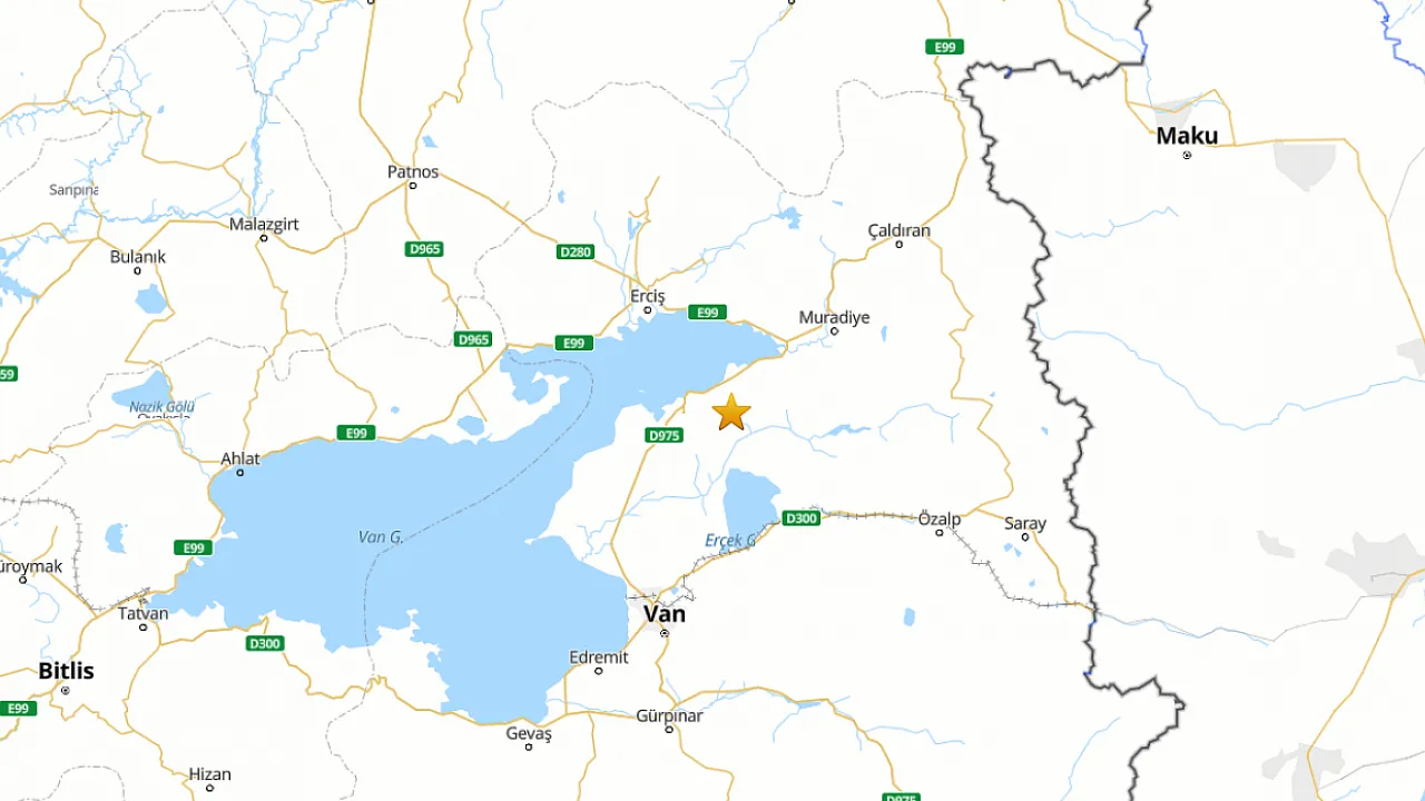 Van Tuşba’da 5.2 Büyüklüğünde Deprem: Çevre İller de Sallandı!