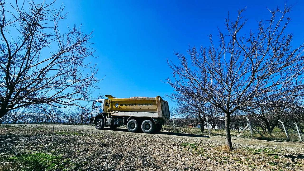 Battalgazi Çolakoğlu Mahallesi'nde Yol Altyapısı Güçlendiriliyor!