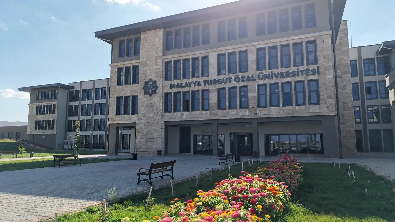 Malatya'da Genç Mucitler Buluşuyor: II. MTÜ Ar-Ge Proje Pazarı İçin Geri Sayım!