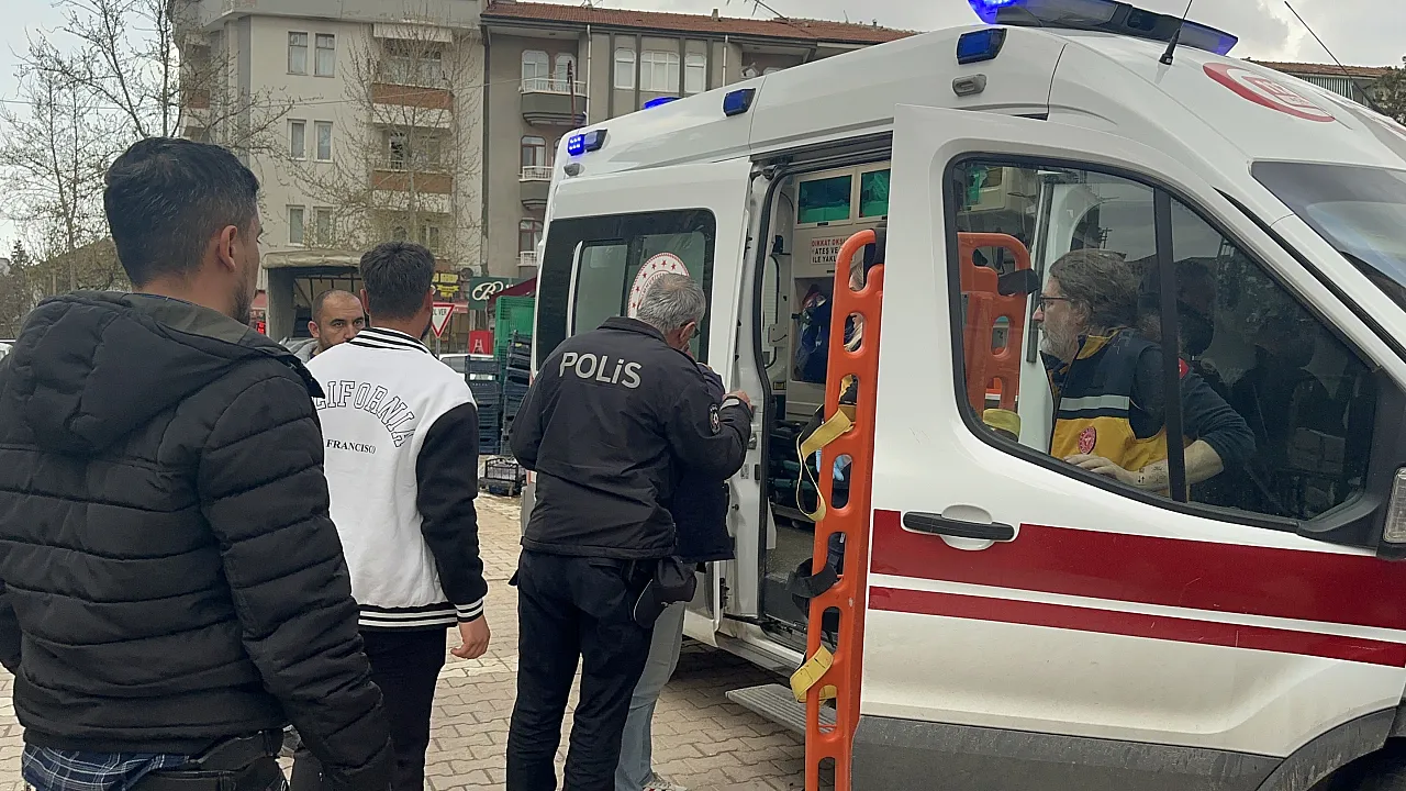 Malatya'da İnşaatta Çatıya Çıkan İşçi Güçlükle İkna Edildi!