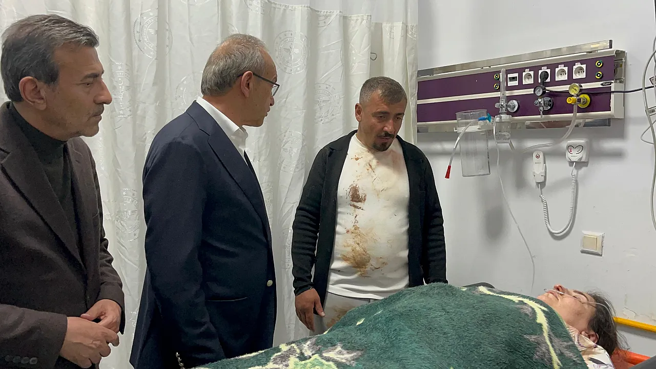 Vali Yavuz Otobüs Kazasındaki Ölü ve Yaralı Sayılarını Açıkladı