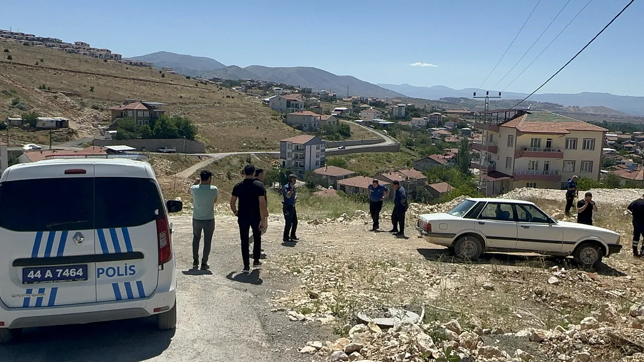 Malatya Yeşilyurt'ta Eski Husumet Silahlı Saldırıya Dönüştü! 1 Kişi Yaralandı