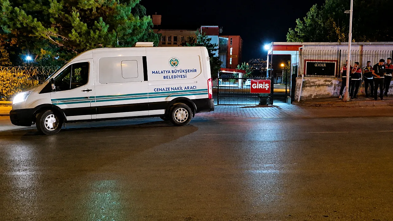 Malatya'da Silahlı Husumet Cinayetle Sonuçlandı! 25 Yaşındaki Genç Hayatını Kaybetti