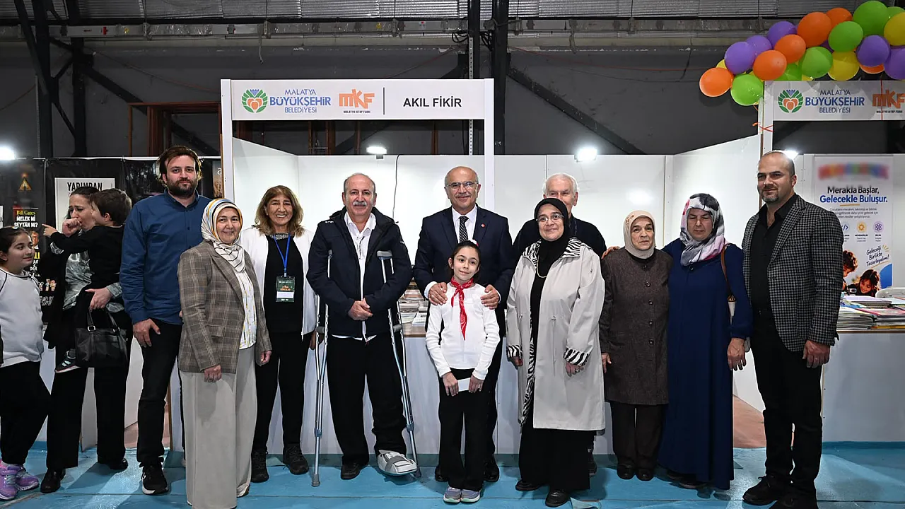 Malatya Kitap Fuarında Gençlere Okuma Çağrısı!