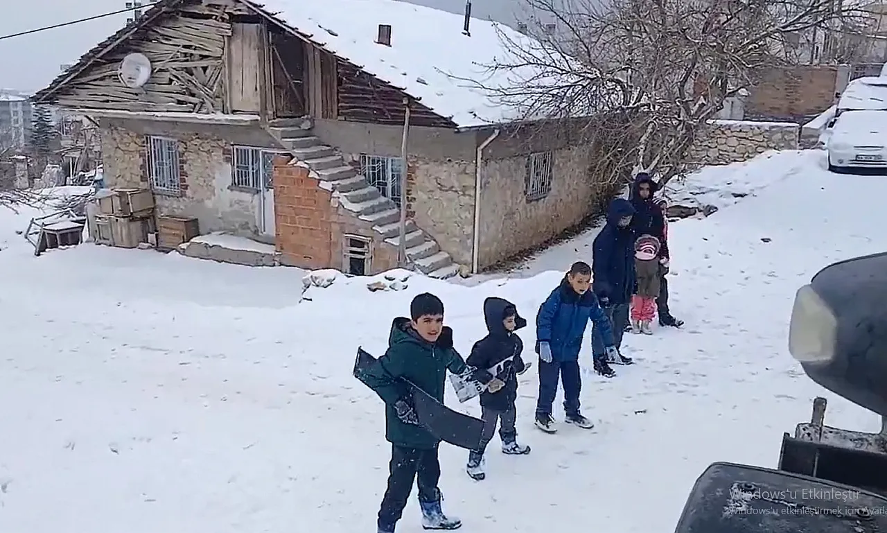 Malatya'da Belediye Geri Çekildi, Çocuklar Kazandı!