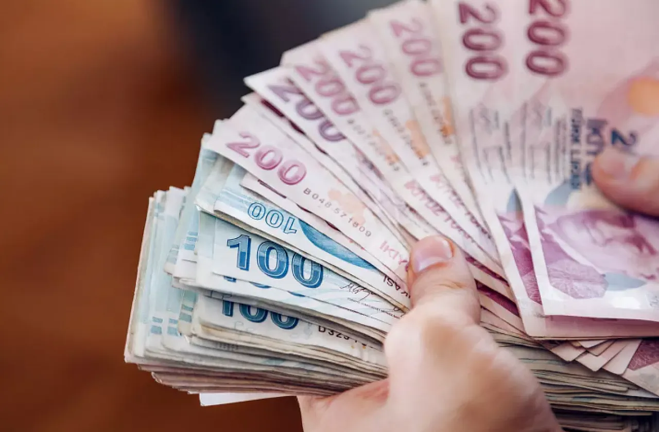 SGK'dan Hileli Boşanma Operasyonu: 2 Bin 606 Kişinin Maaşı Kesildi!