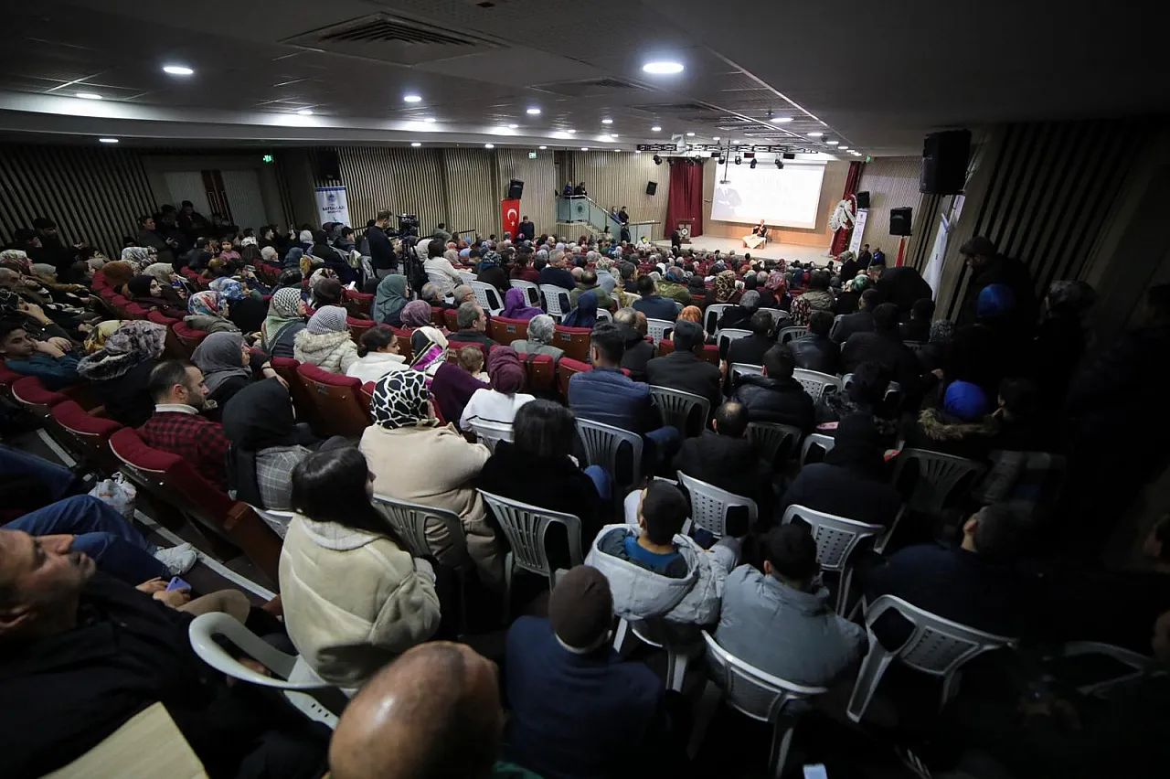 Battalgazi'de Kandil Gecesinde Manevi Ziyafet