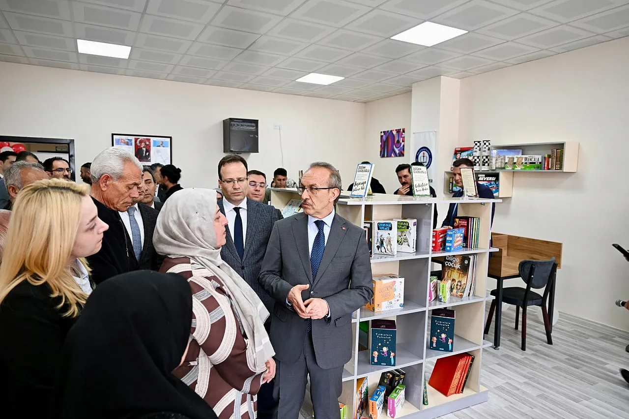 Gemini şunu dedi: Depremde Yitirilen Hakim Çiftin Adı Malatya'da Kütüphanede Yaşayacak!