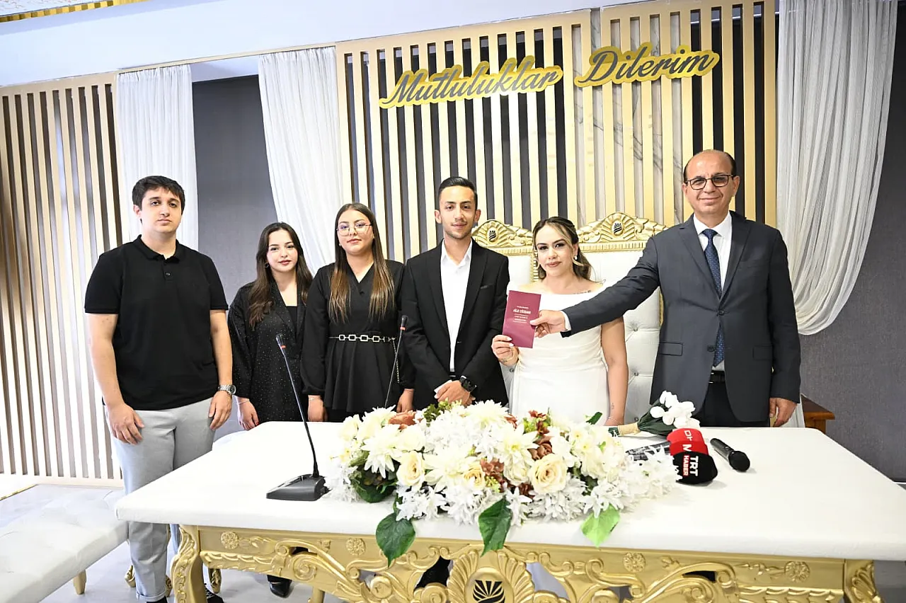 Malatya'da Tarihi Nikah Günü! 95 Çift Aynı Tarihte Evlendi