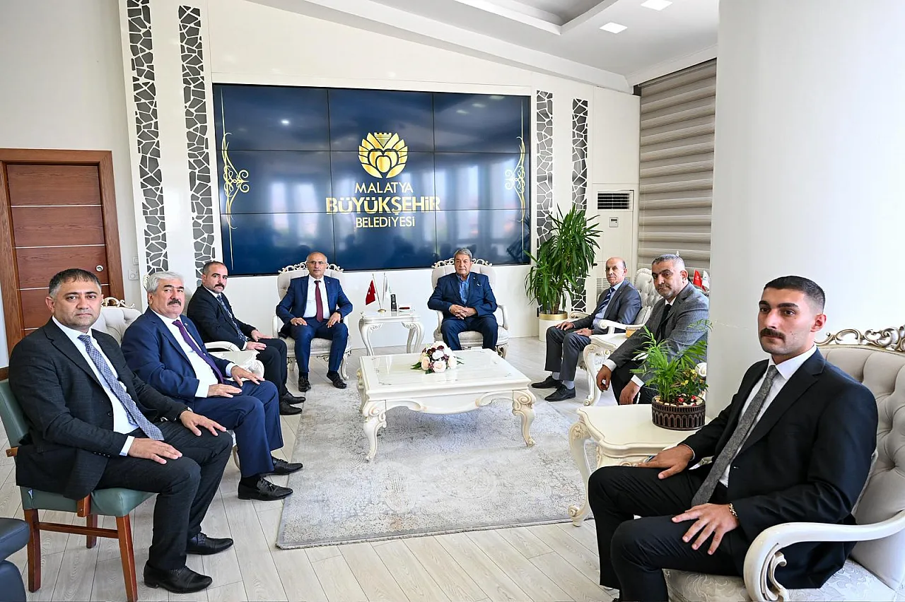 MHP Heyeti Malatya Büyükşehir Belediyesinde Bir Araya Geldi!