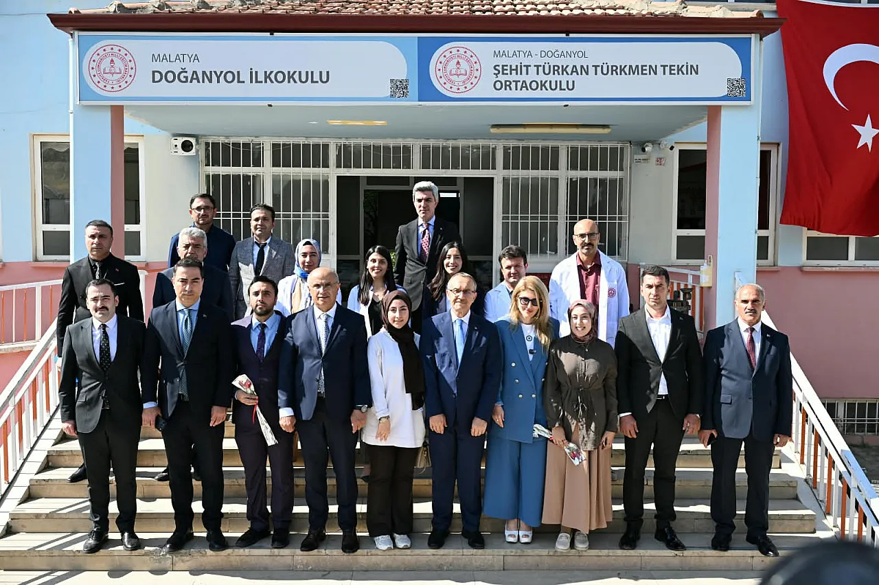Vali Yavuz Doğanyol'da! Deprem Konutları Ve Yatırımları İnceledi