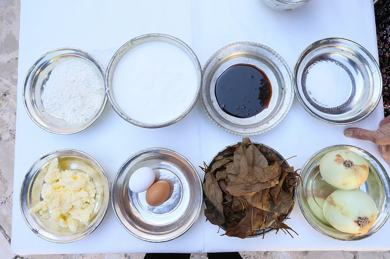 Malatya'nın Tescilli Mirası: Padişah Sofralarının Vazgeçilmezi Kiraz Yaprağı Sarması