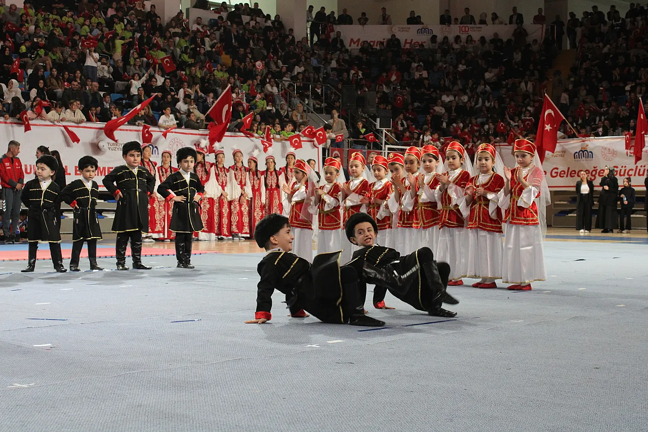 Malatya'dan 23 Nisan'da Dikkat Çeken Mesaj! Çocuklar Tehlikeyle Karşı Karşıya