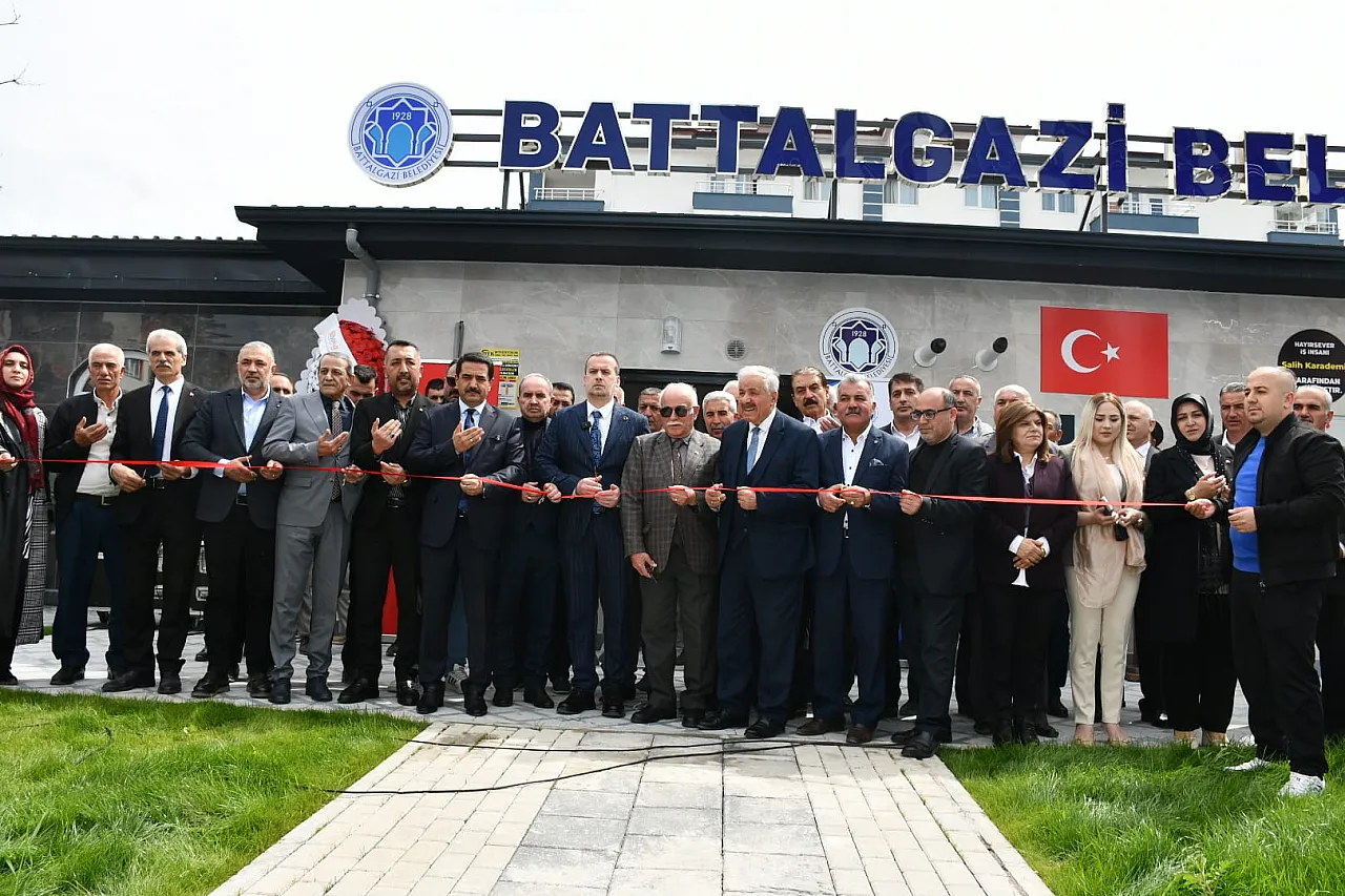 Malatya'da Göztepe Mahallesi Yeni Sosyal Merkezine Kavuştu!