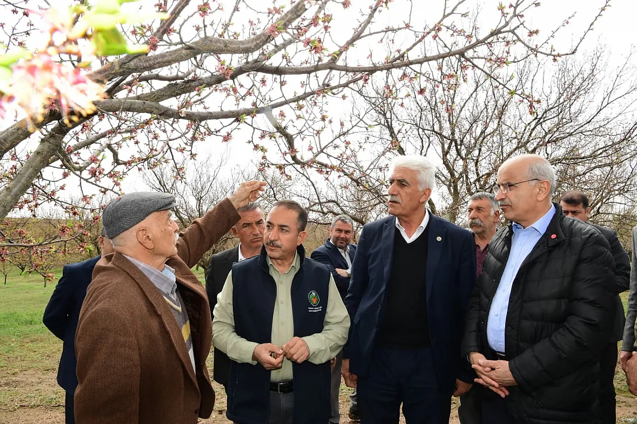 Başkan Sami Er Dolu Mağduru İlçelerde! Hasar Envanteri Çıkarılıyor