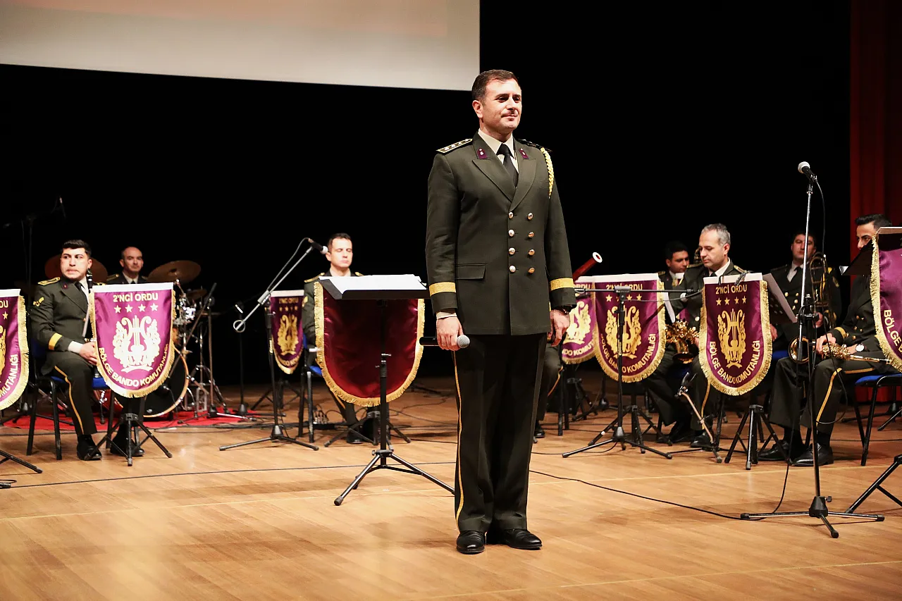 Malatya 2. Ordu Bandosu Muş'ta Konser Verdi!