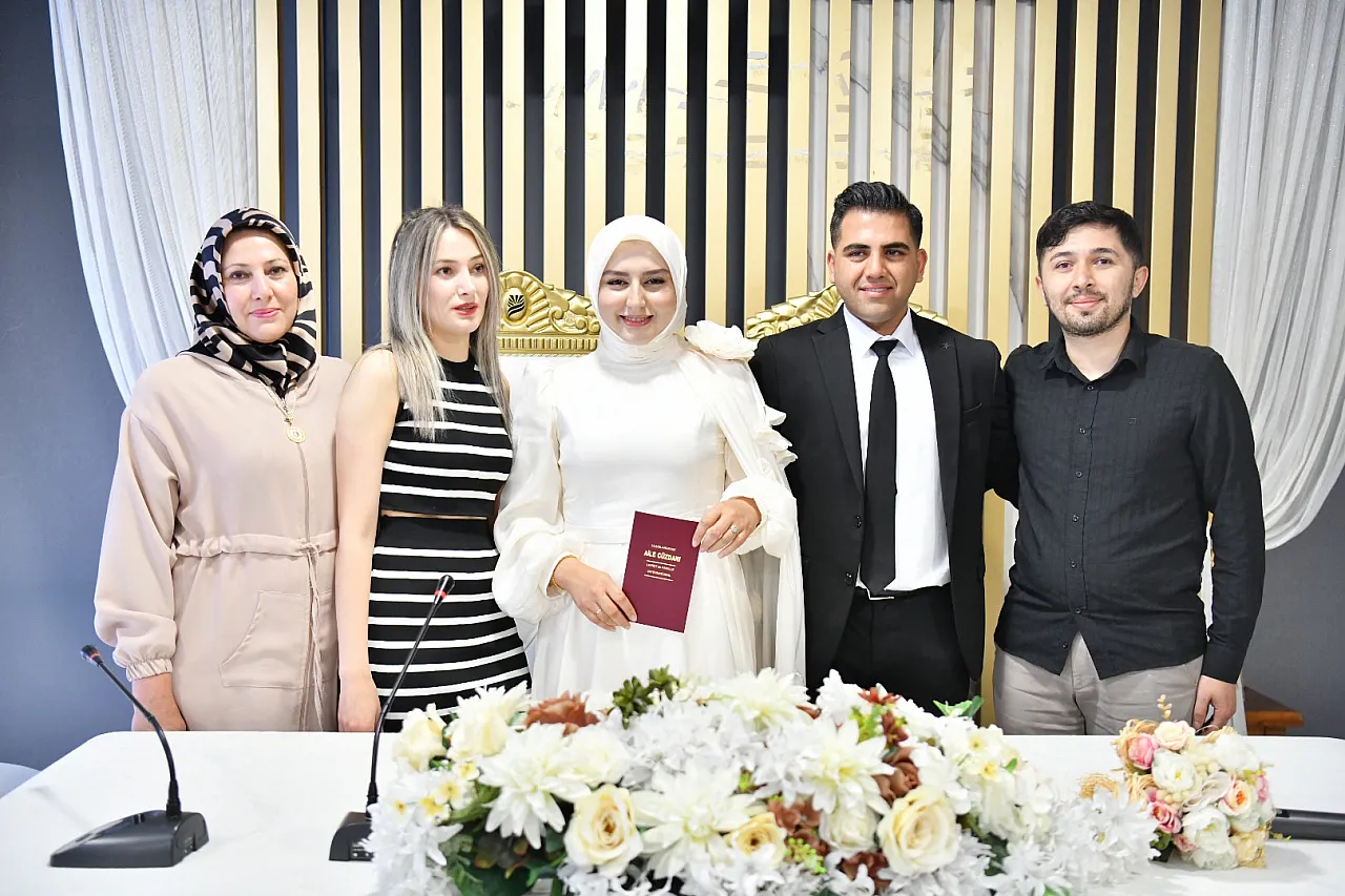 Malatya'da Tarihi Nikah Günü! 95 Çift Aynı Tarihte Evlendi