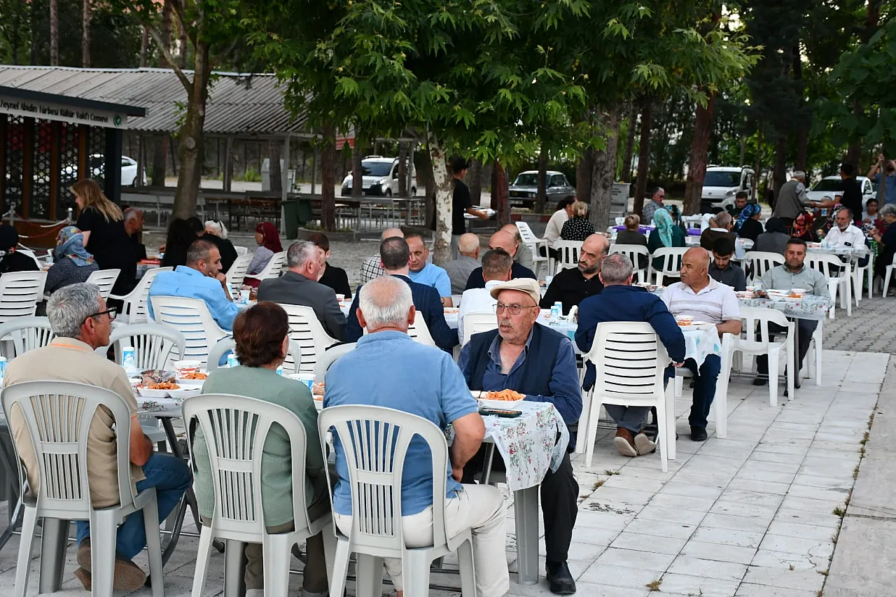Malatya'da Muharrem İftarı! Maneviyat Ve Dayanışma Bir Arada