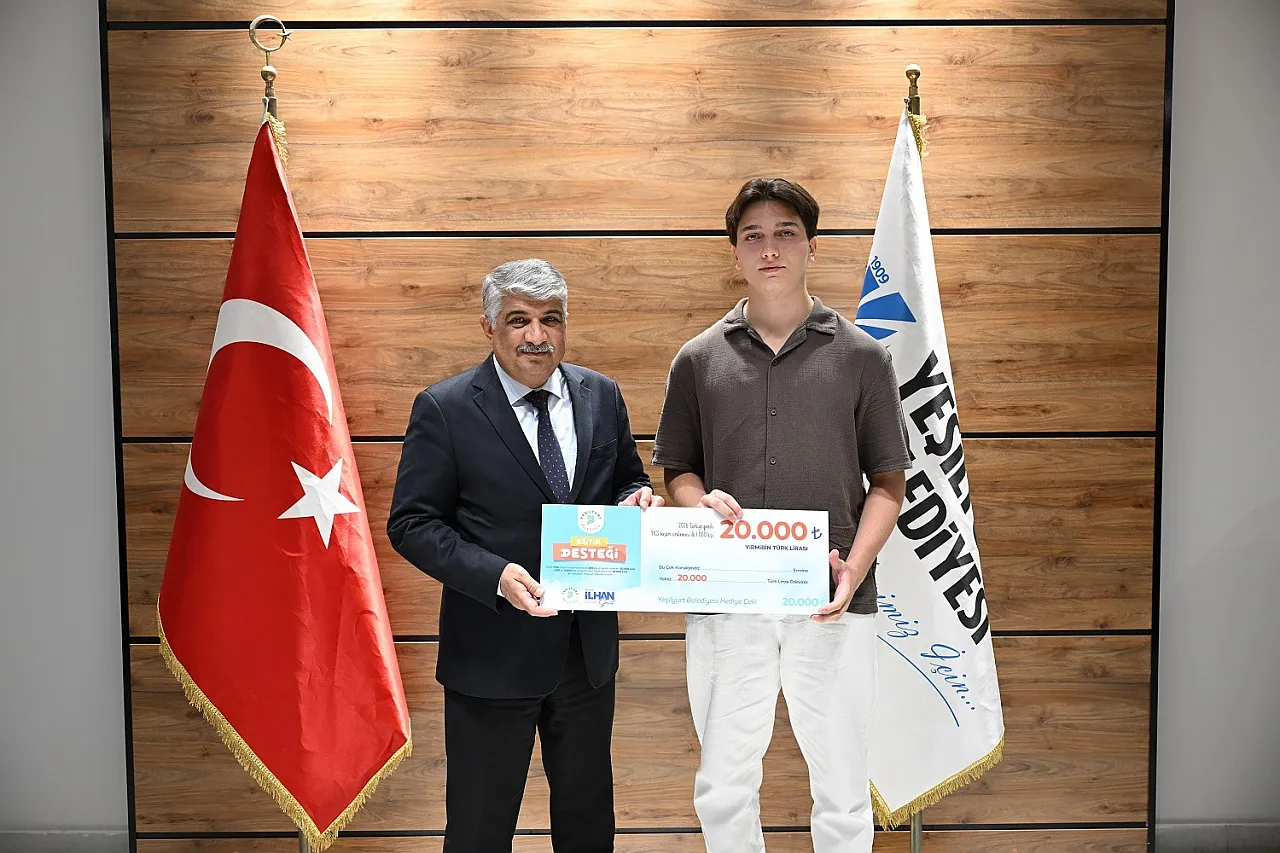 Malatya'da YKS Derecesi Yapan 31 Öğrenci Ödüllendirildi!