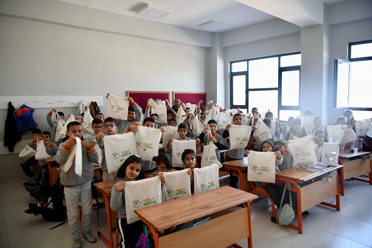 Yeşilyurt'ta Çocuklara Sıfır Atık Ve Çevre Bilinci Aşılanıyor!
