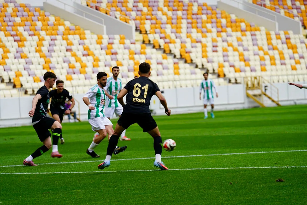 Yeşilyurtspor Play-Off Biletini Kaptı! Kilis Engelini 2 Golle Geçti