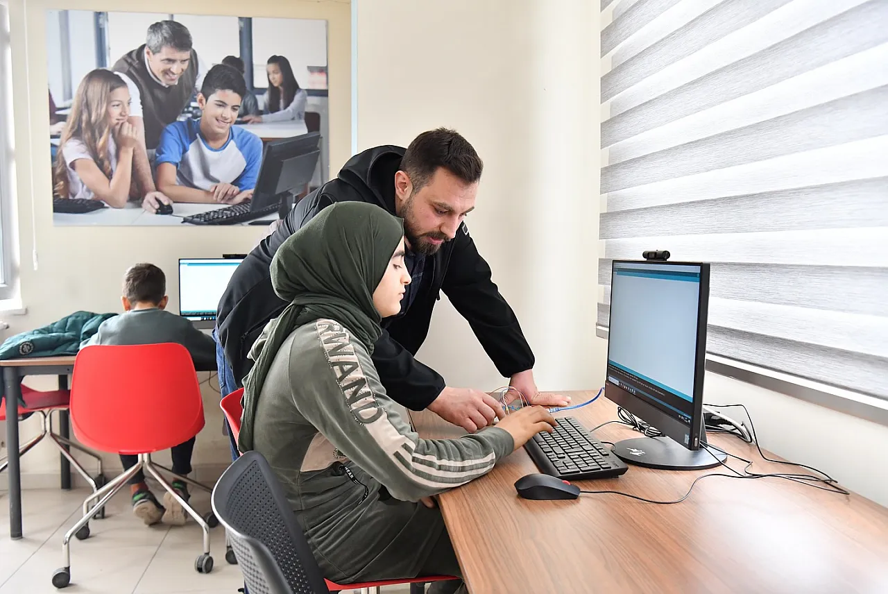 Yeşilyurt'ta Bilgisayardan Gastronomiye Ücretsiz Eğitim Fırsatı