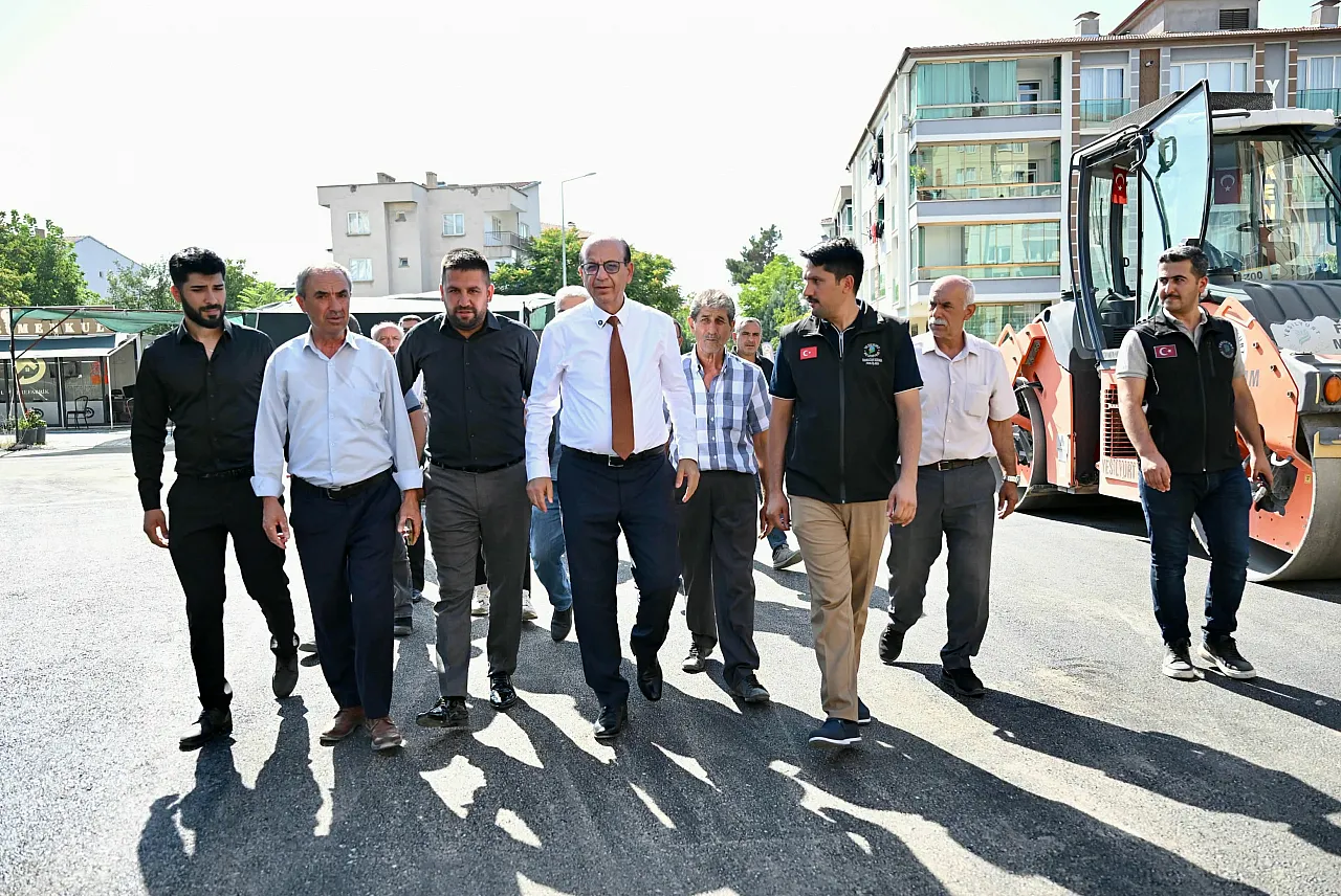Malatya'da Mahalle Ulaşımını Değiştirecek Çalışma! Çavuşoğlu'nda Asfaltlama Başladı