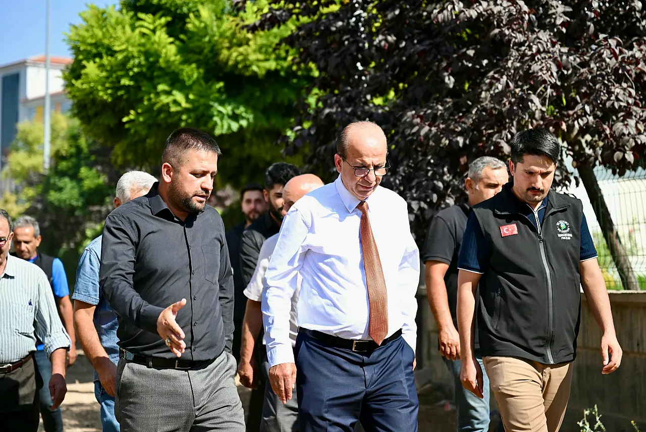 Malatya'da Mahalle Ulaşımını Değiştirecek Çalışma! Çavuşoğlu'nda Asfaltlama Başladı