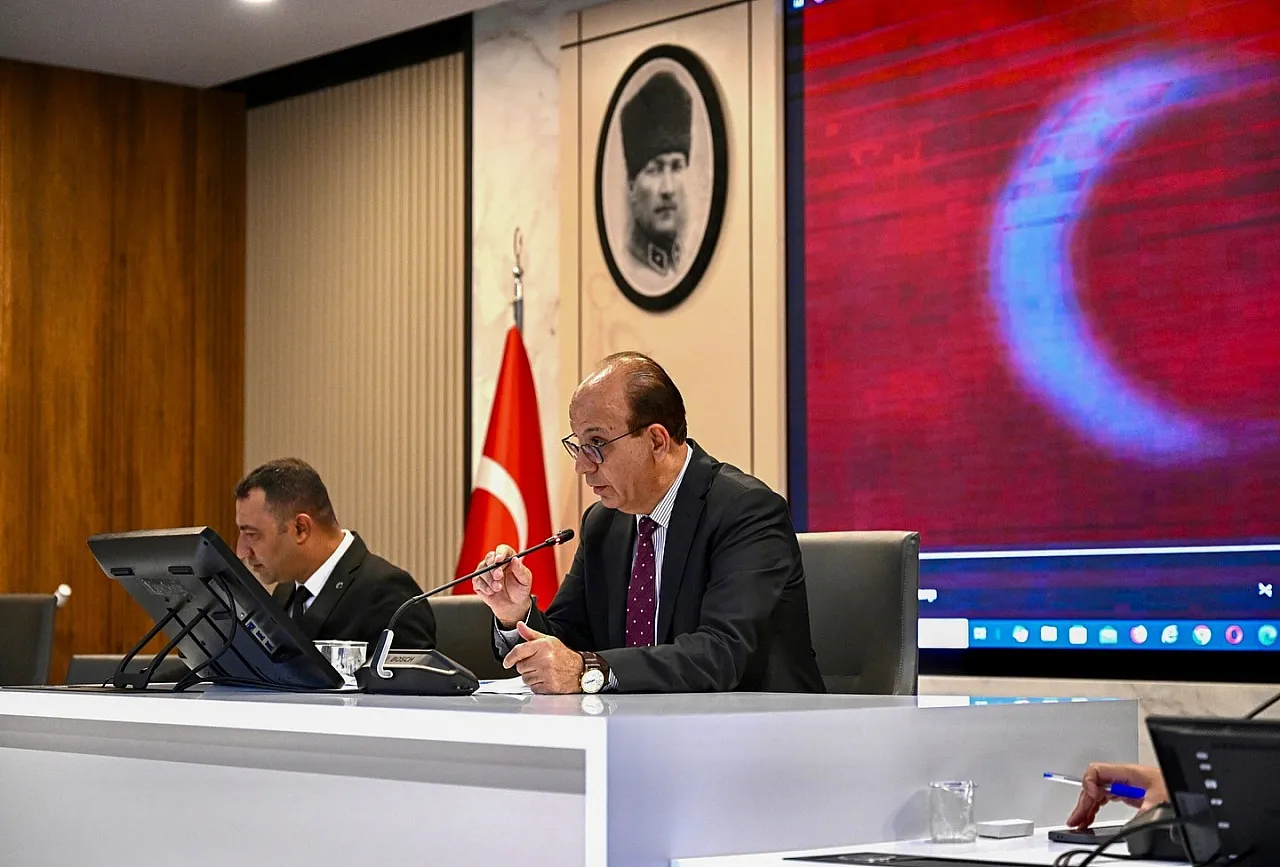 Yeşilyurt'ta depremzedeler için 24 saat inşaat kararı