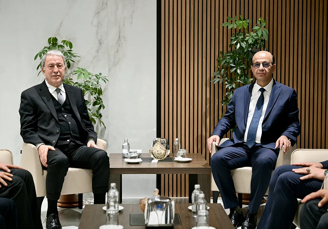 Hulusi Akar'dan Malatya Çıkarması! Teşkilat, Belediye ve Gençlerle Buluştu