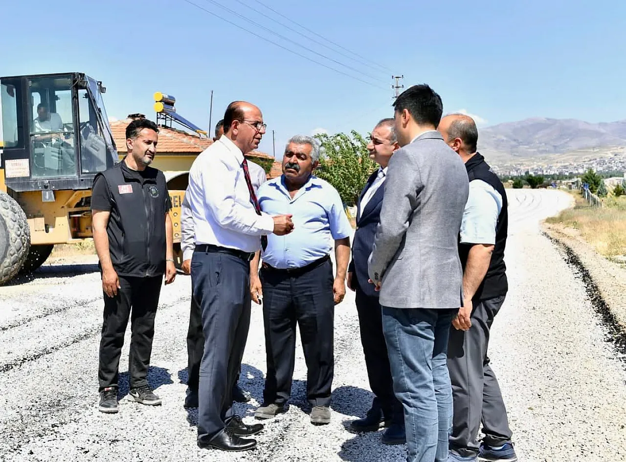 Malatya Yeşilyurt'ta Yol Mesaisi!
