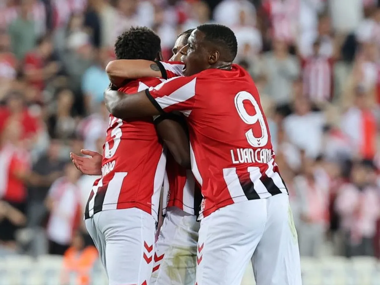 Sivasspor Kötü Gidişata Dur Diyemedi: Sivasspor 1-1 Bodrum FK