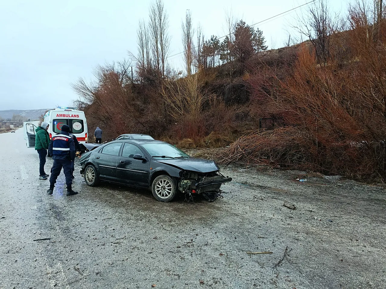 Doğanşehir Sürgü Mevkiinde Araç Yoldan Çıktı! Yaralılar Var