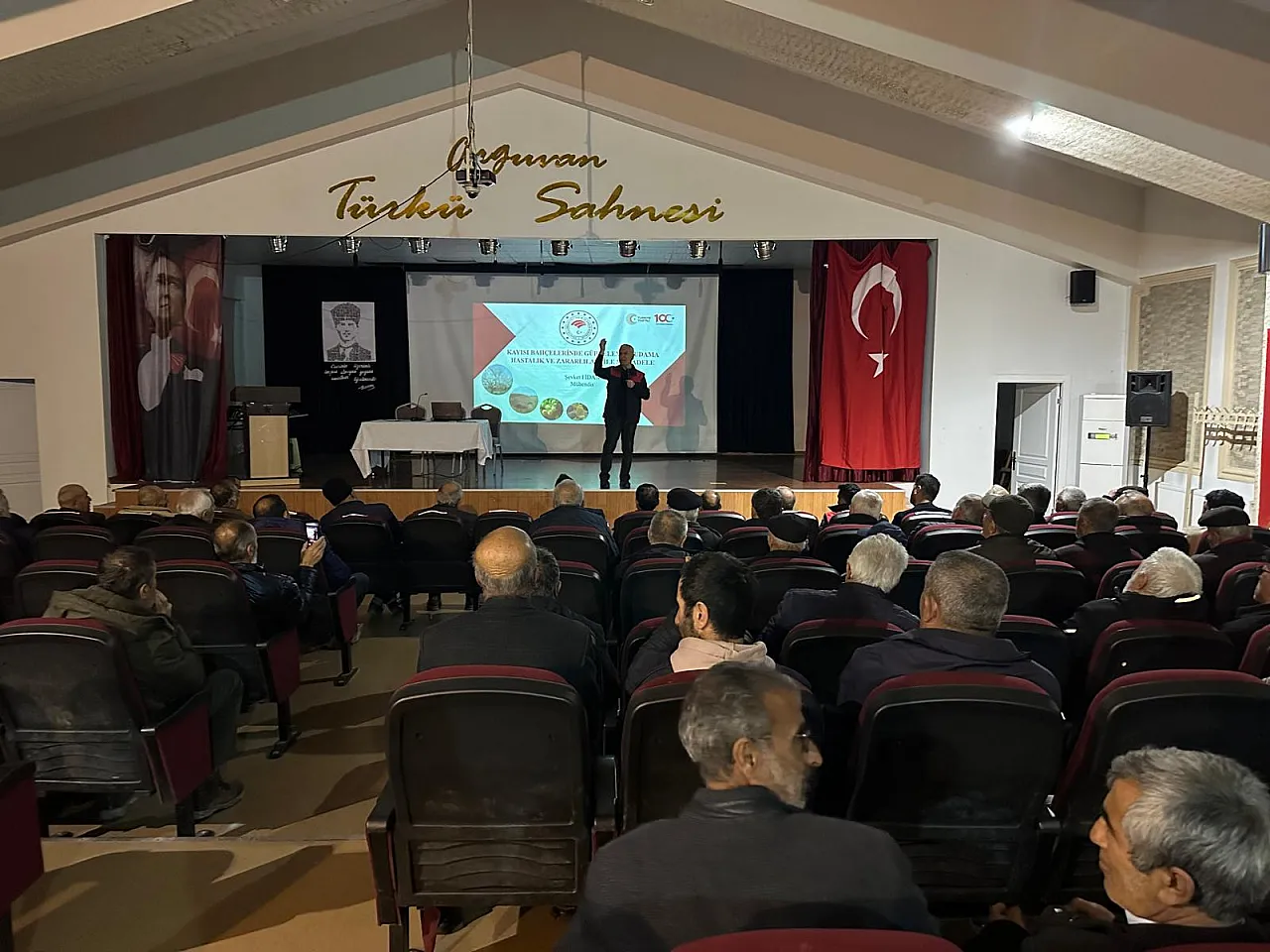 Malatya'da Kayısı Ağaçları İçin İlkbahar Reçetesi Açıklandı