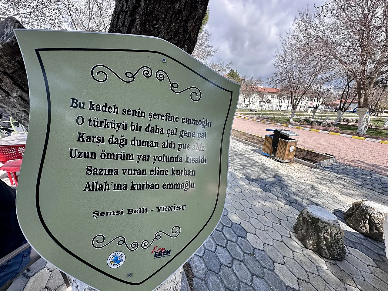 Malatya'da Ozanların Sözleri Ağaçlara Asıldı!
